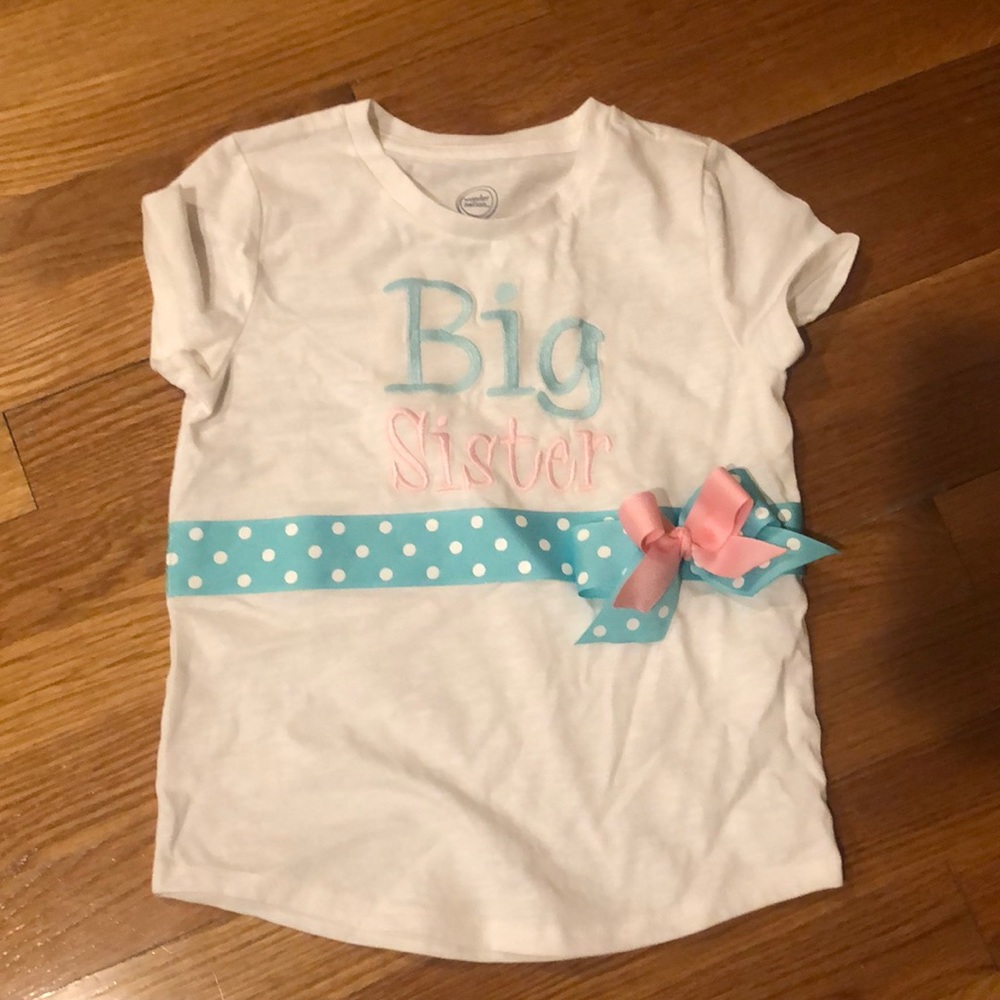 Big sister & little sister set.
